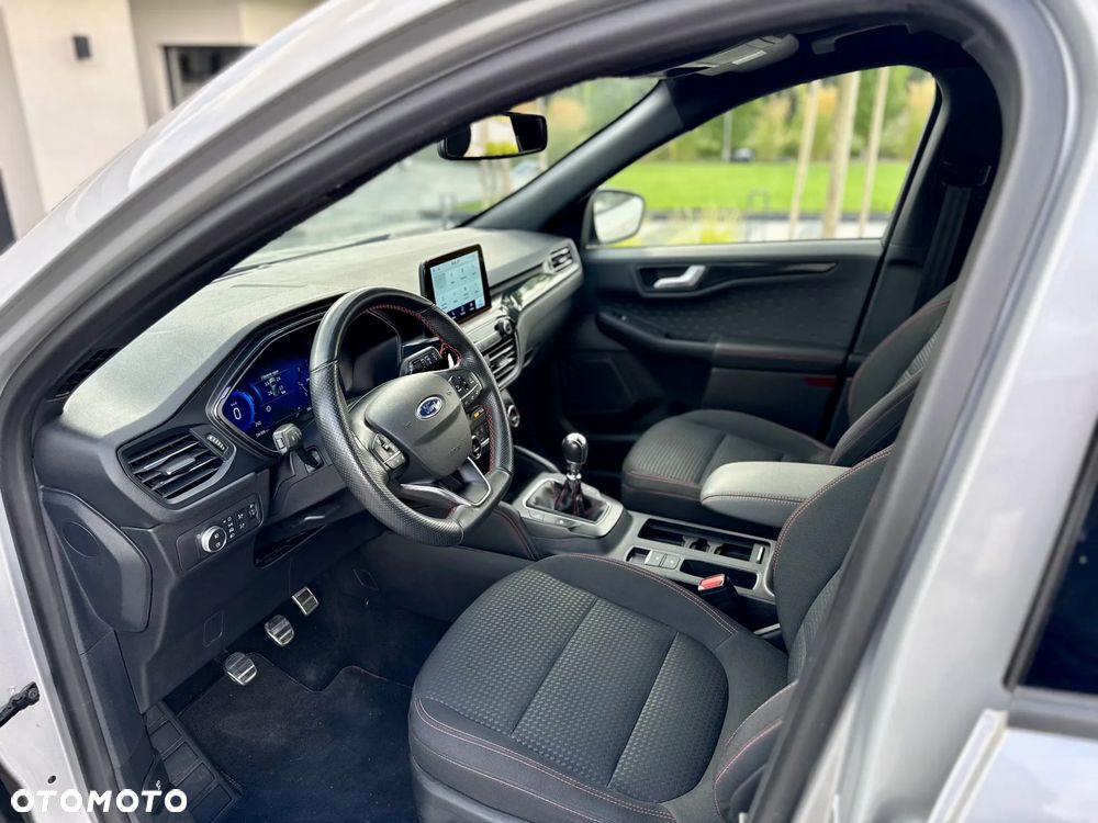 Ford Kuga 2.0 EcoBlue Hybrid ST-LINE - 19