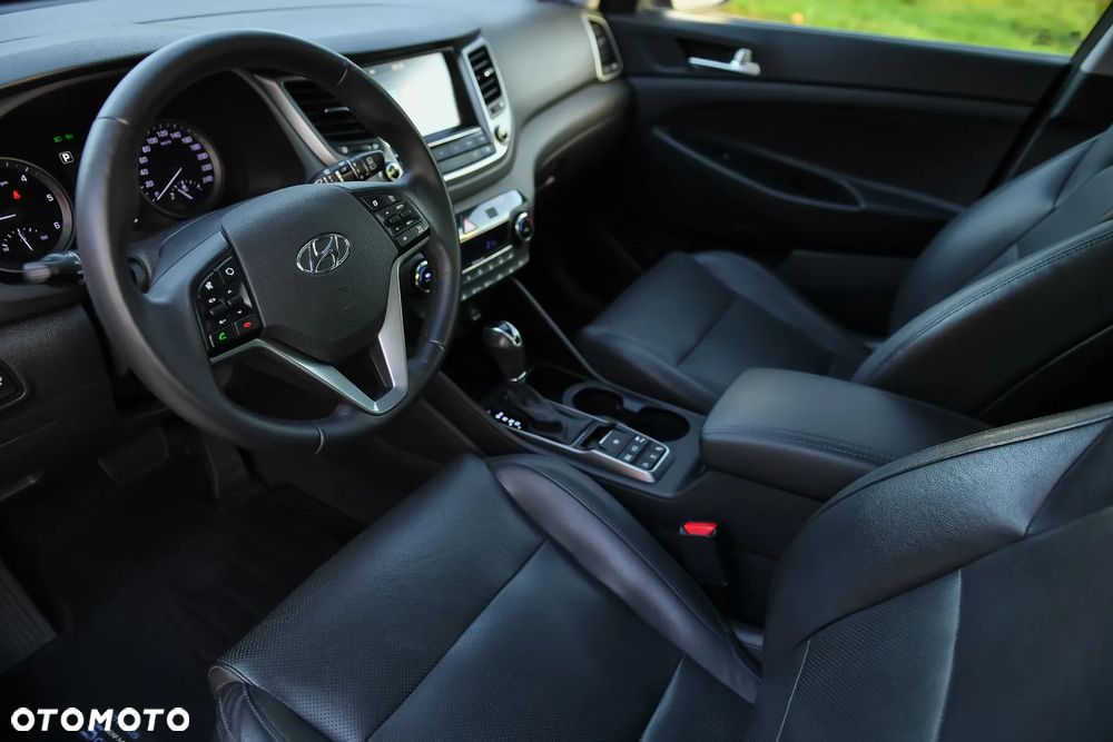 Hyundai Tucson blue 1.7 CRDi 2WD DCT Premium - 13