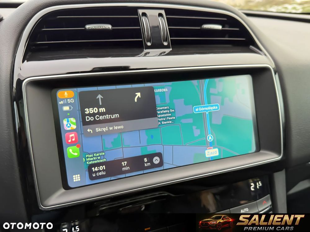 Jaguar F-Pace - 14