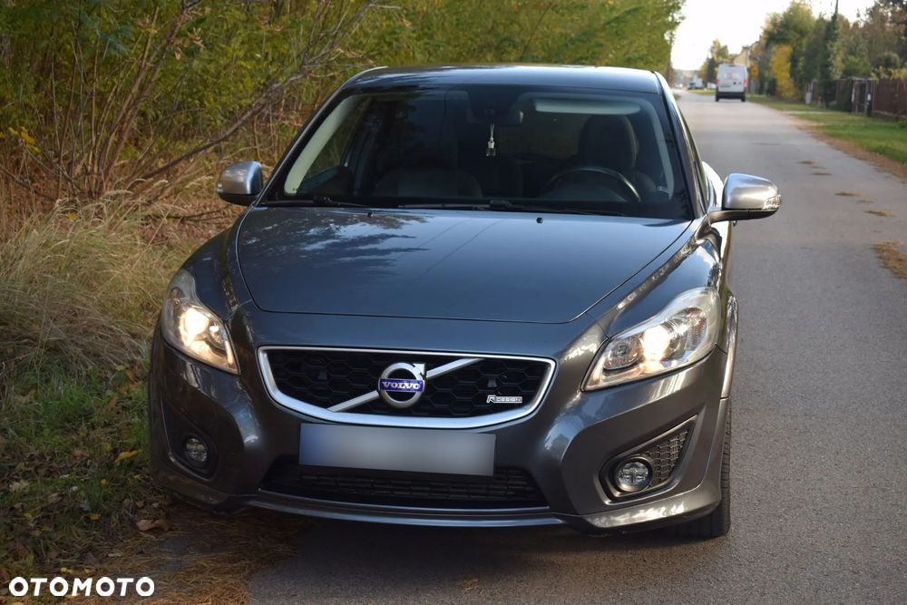 Volvo C30 D3 R-Design - 4