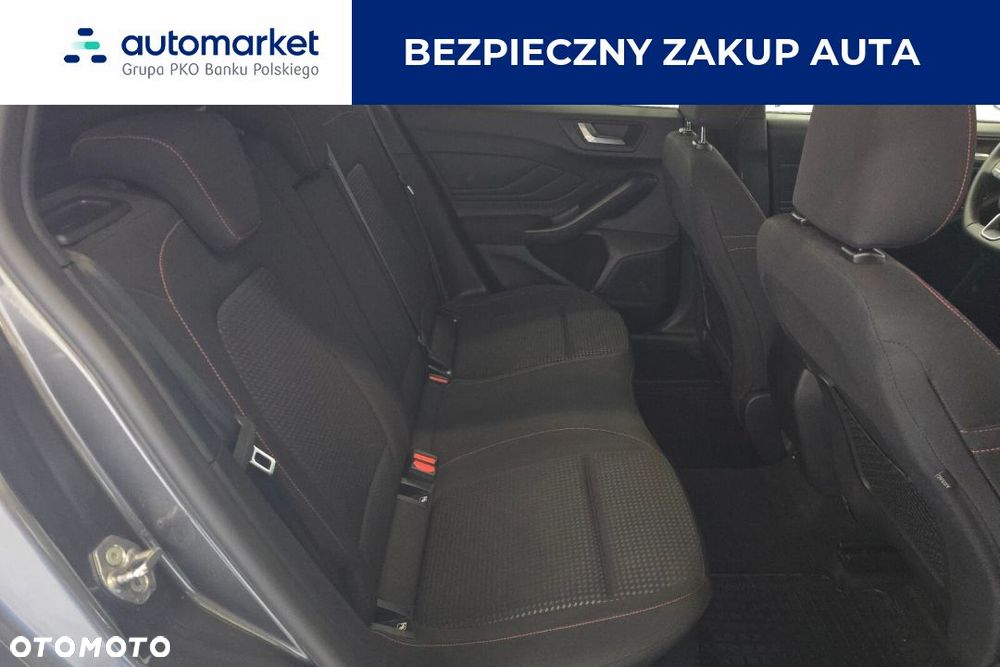 Ford Focus 1.0 EcoBoost mHEV ST-Line X - 12