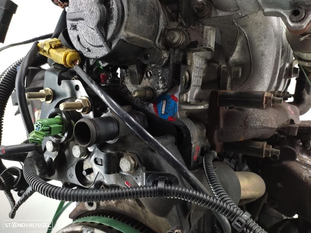 MOTOR COMPLETO PEUGEOT 406 2001 - 8