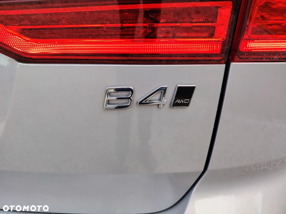Volvo XC 60 B4 D AWD Inscription - 12