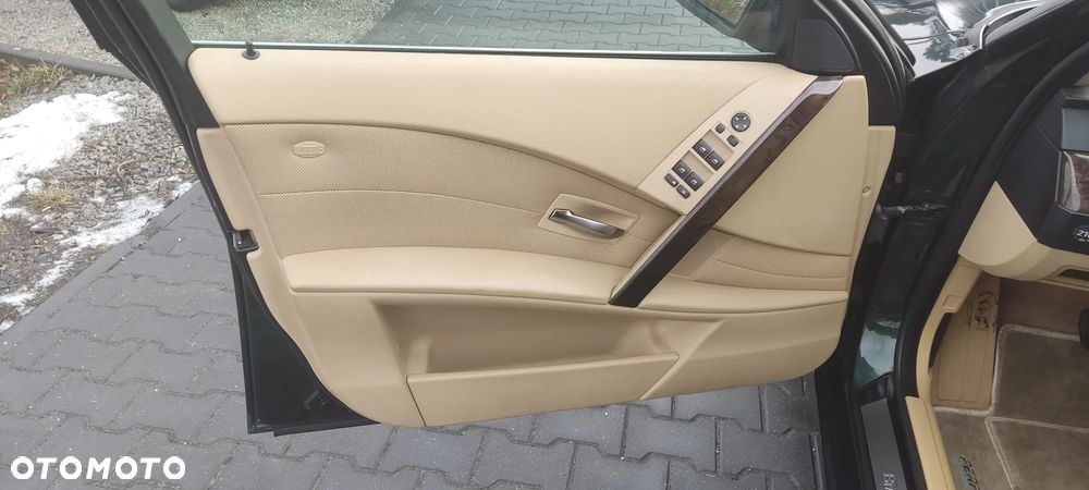 BMW Seria 5 - 26