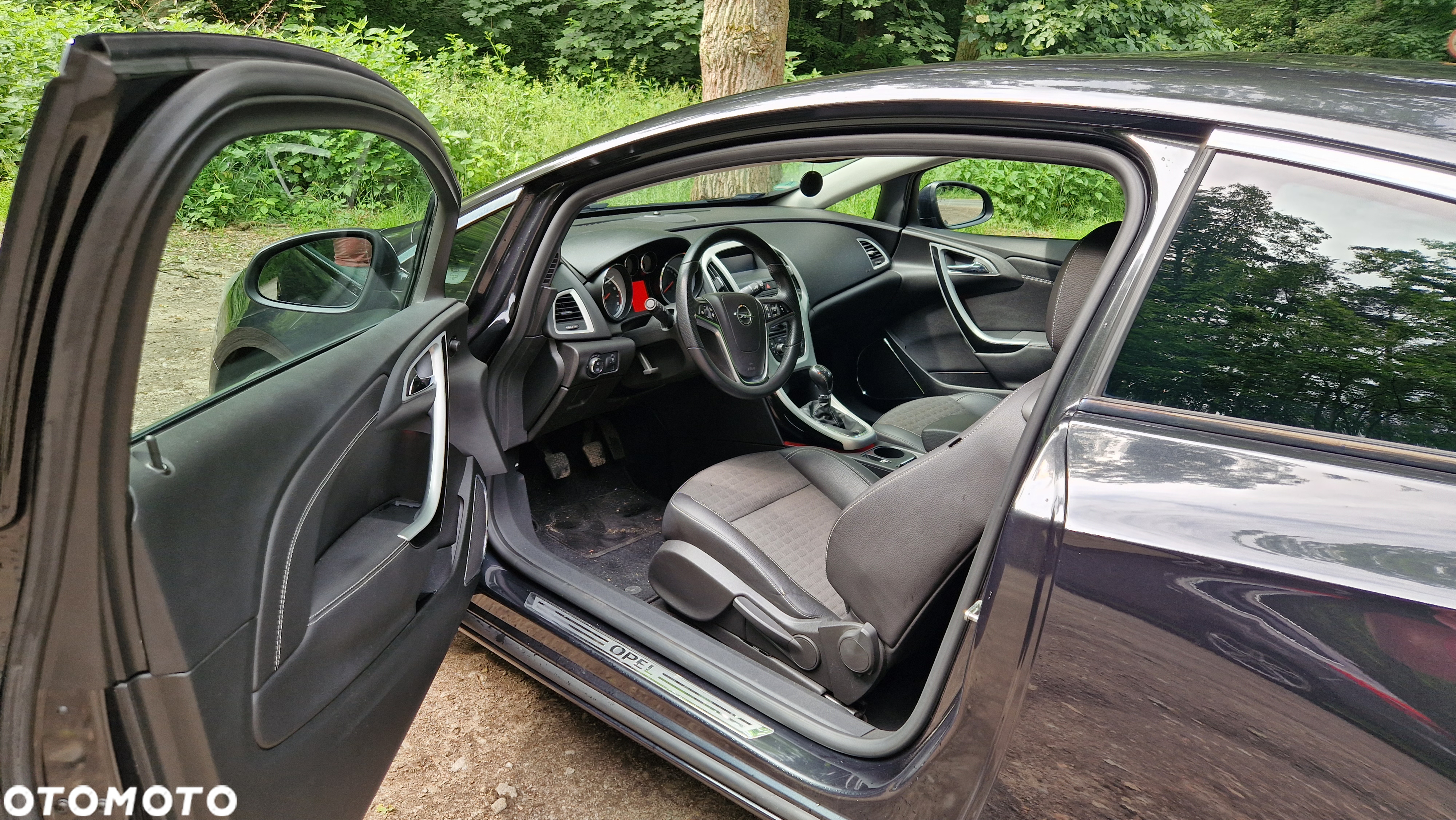 Opel Astra GTC 1.4 Turbo - 8