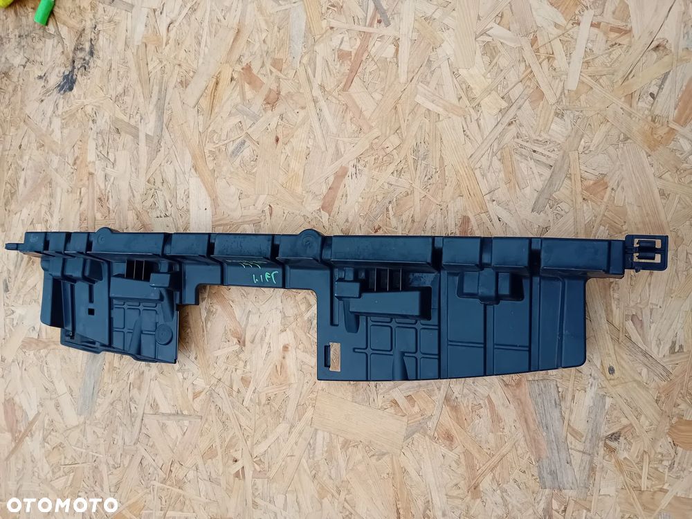 Renault Master III 19- lift osłona pasa przedniego- kierownica powietrza