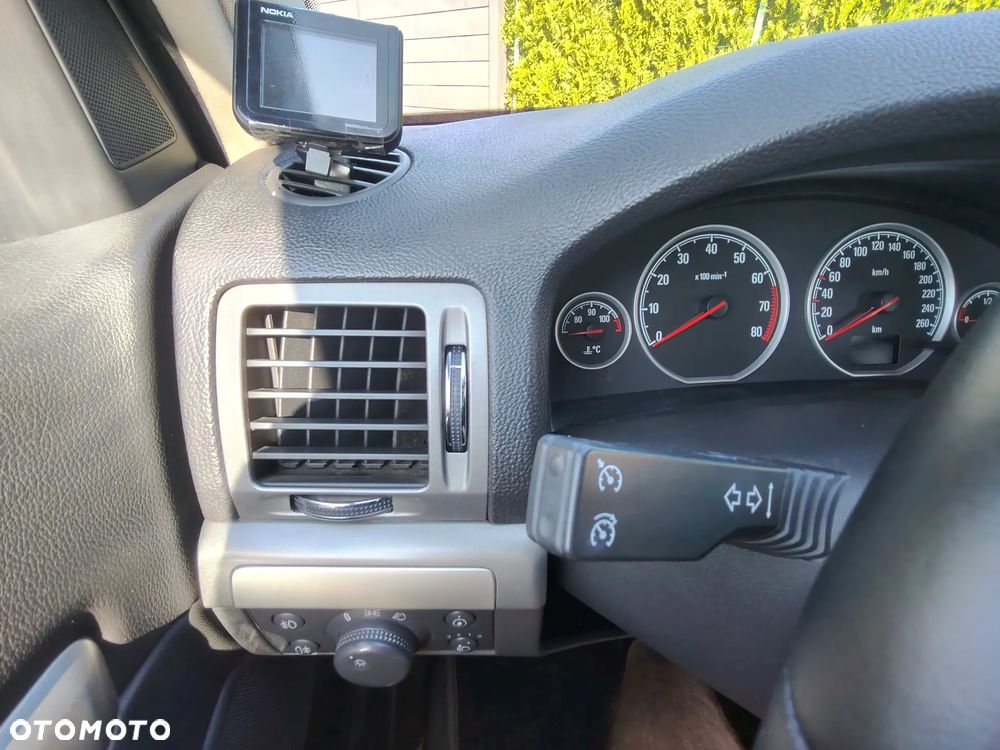 Opel Vectra 1.8 Cosmo EasyTronic - 10