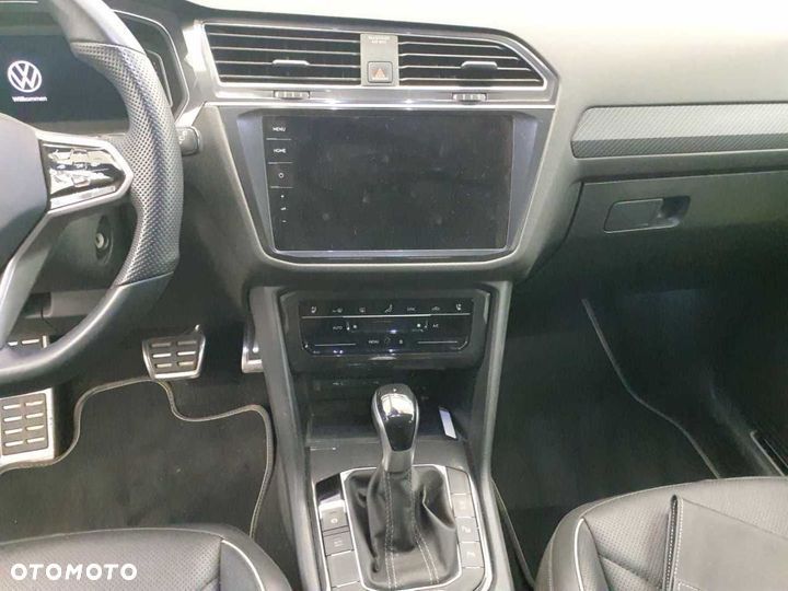 Volkswagen Tiguan 2.0 TDI SCR 4MotION DSG R-Line - 17