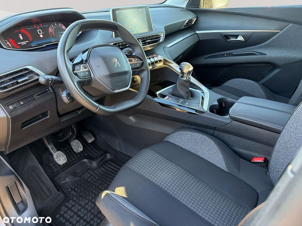 Peugeot 3008 1.2 PureTech Active S&S - 7