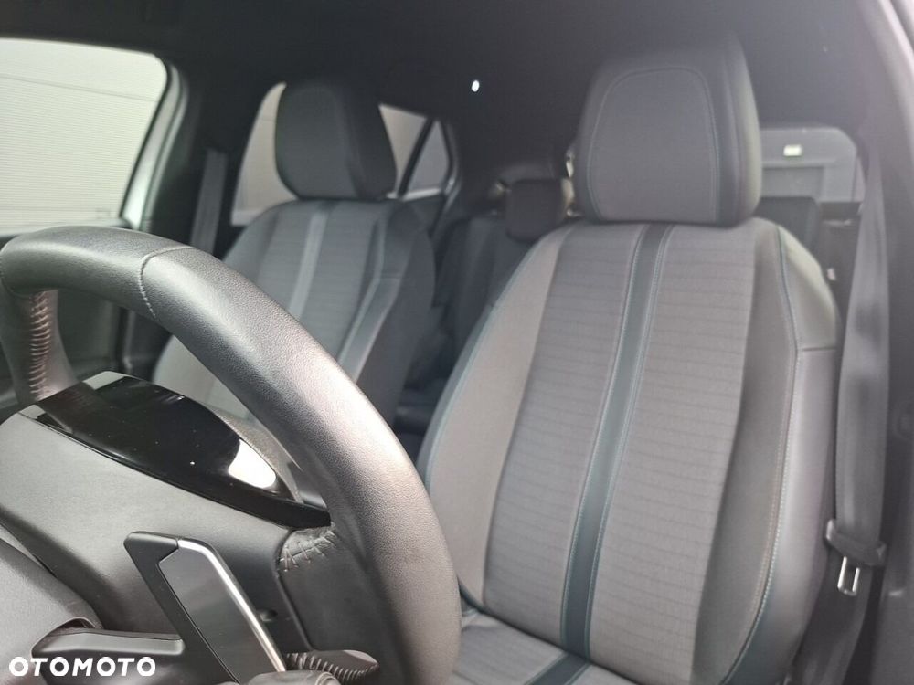 Peugeot 2008 1.2 PureTech Allure S&S EAT8 - 18