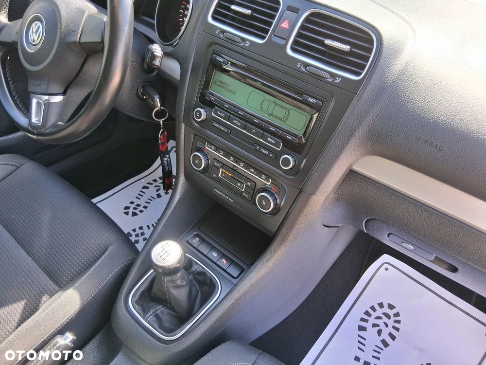 Volkswagen Golf - 19