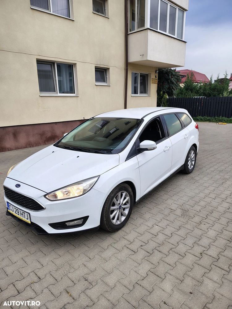 Ford Focus 2015 photo 2