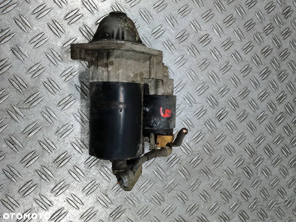 POMPA WSPOMAGANIA VW PASSAT B5 FL 0001107073   06B911023 2.0 - 6