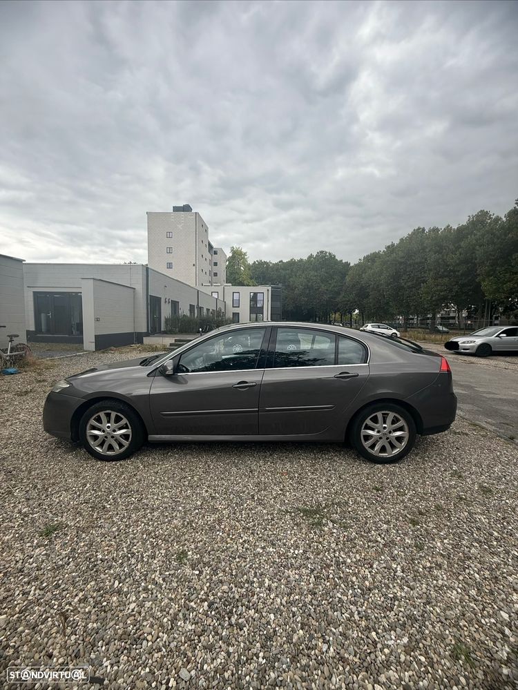Renault Laguna 2.0 dCi Confort - 5