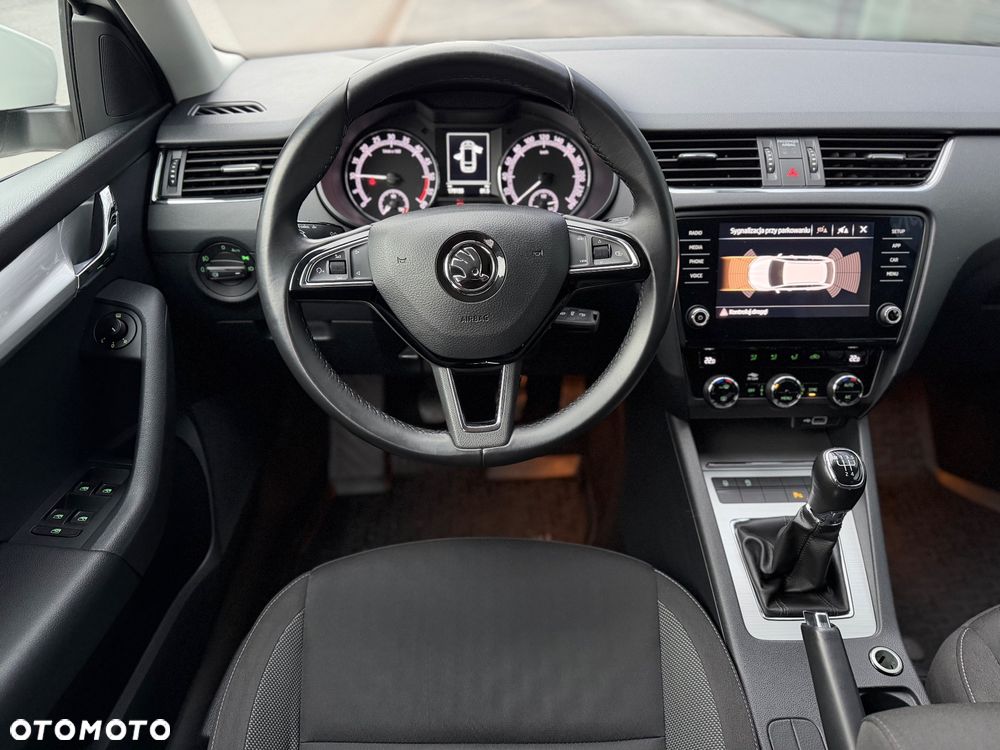 Skoda Octavia 1.6 TDI Ambition - 2