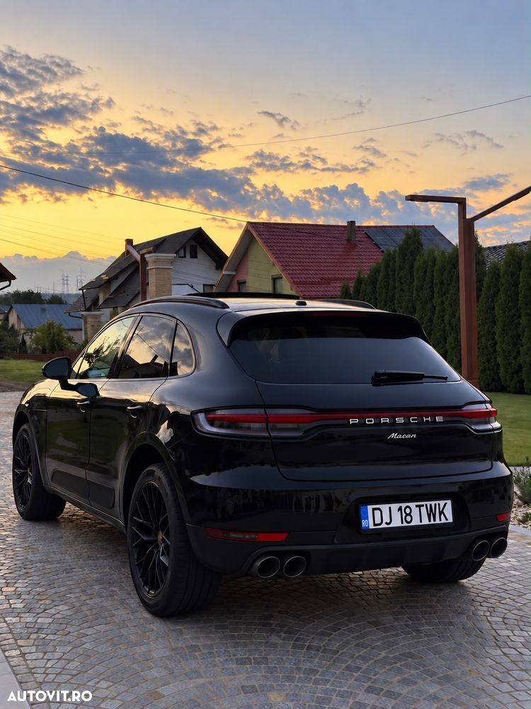 Porsche Macan Standard - 3