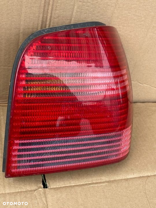 Lampa tył tylna prawa Volkswagen Polo III 1999-