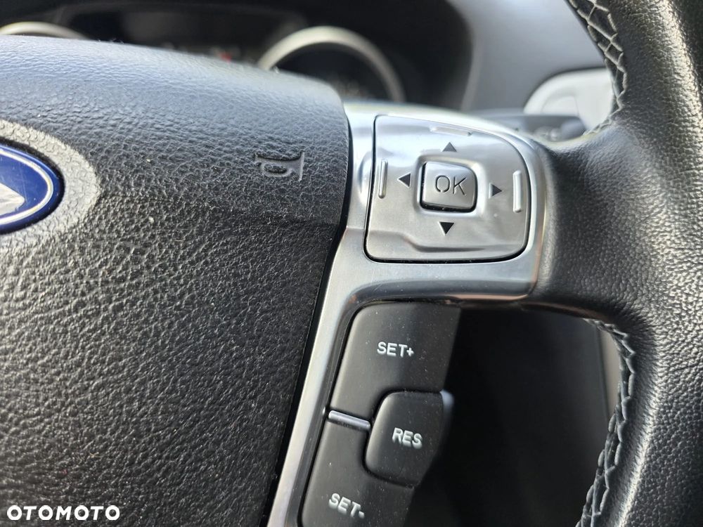 Ford Mondeo - 20