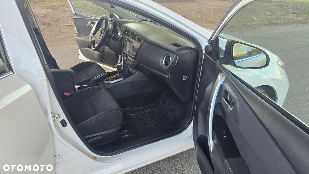 Toyota Auris 1.6 Valvematic Multidrive S Comfort - 22