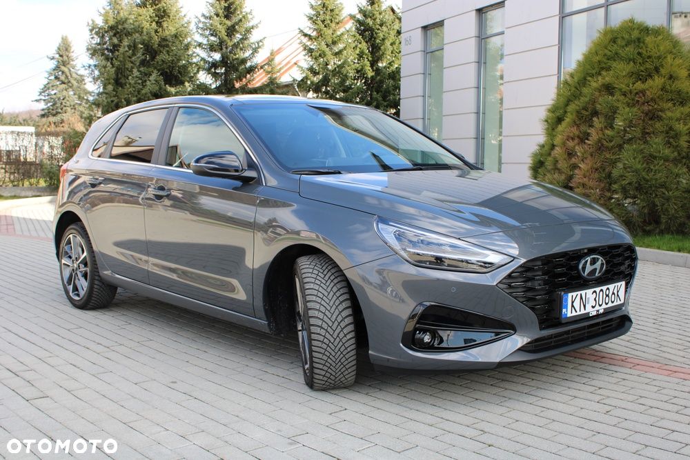 Hyundai i30 ver-1-5-t--gdi-48v-smart-dct - 5