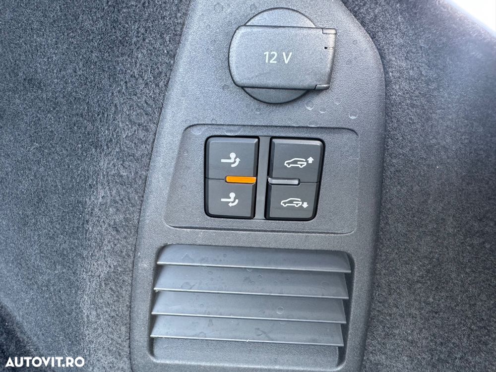 Volkswagen Touareg 3.0 V6 TDI 4Motion DPF Automatik R-Line - 36
