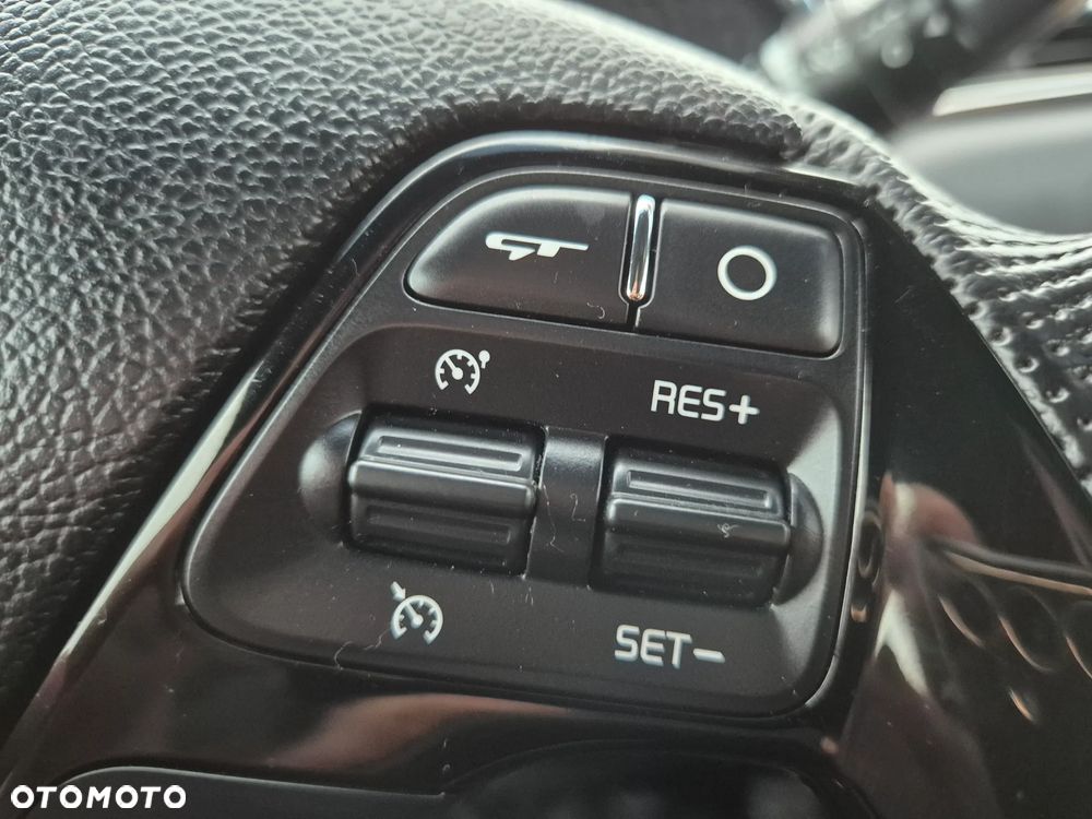 Kia Ceed 1.6 CRDi 136 ISG GT Line - 17