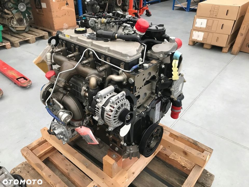 Silnik Caterpillar Cat C4.4 Acert Perkins 106 kW - 5