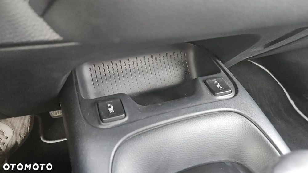 Toyota Corolla 1.8 Hybrid Business Edition - 10