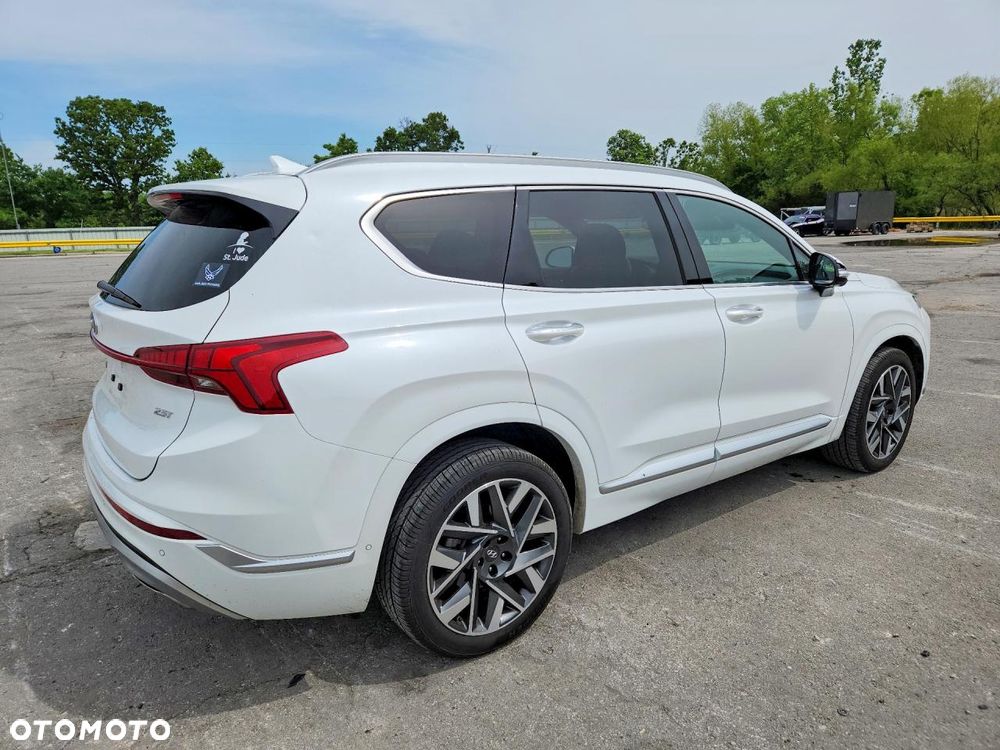Hyundai Santa Fe - 4