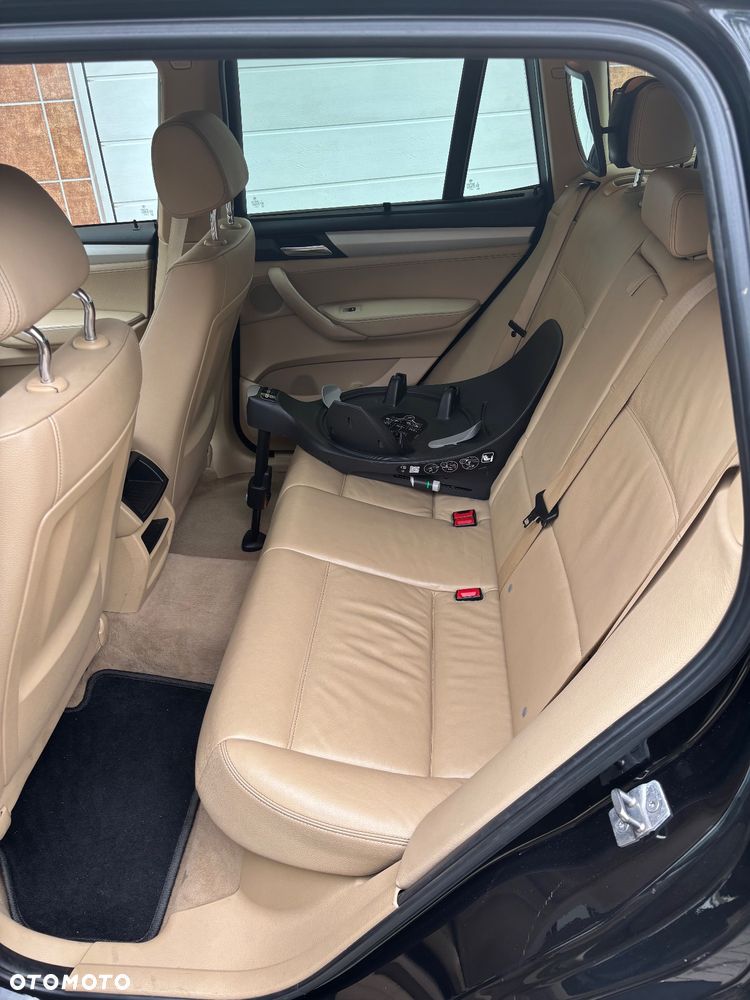 BMW X3 xDrive35i - 8