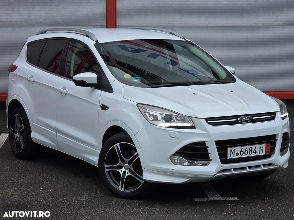 Ford Kuga 2.0 TDCi 2x4 ST-Line - 32
