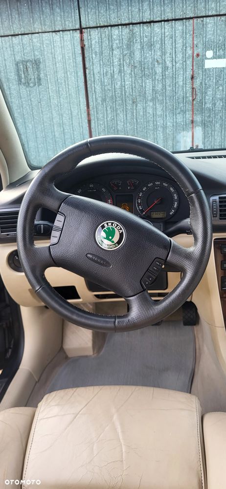 Skoda Superb - 20