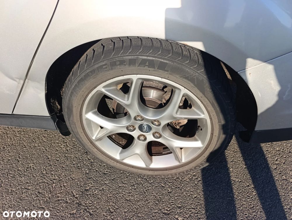 Ford Focus - 10