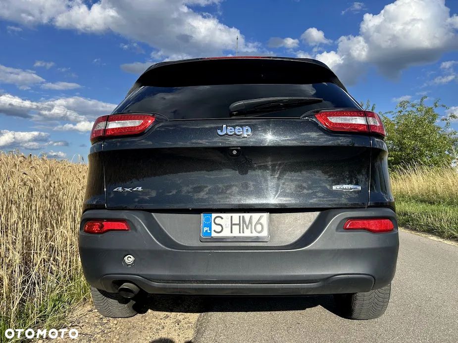 Jeep Cherokee - 9