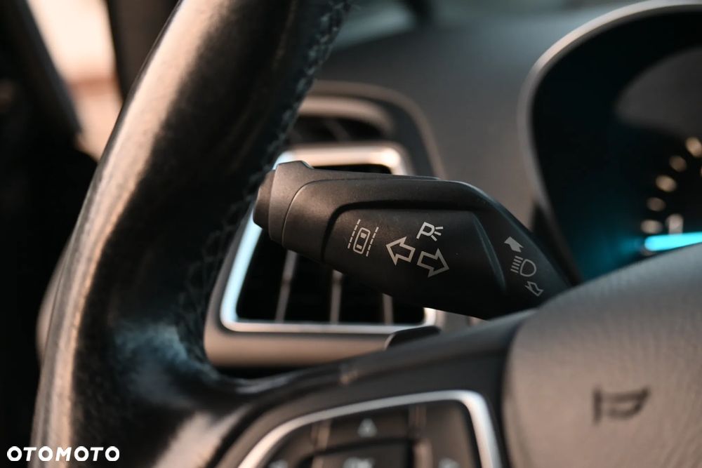 Ford Kuga 2.0 TDCi AWD ST-Line - 32