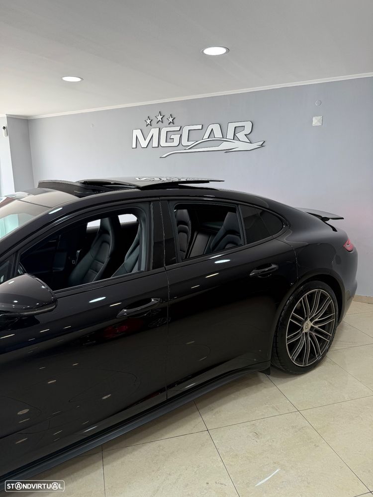 Porsche Panamera 4 Executive - 11