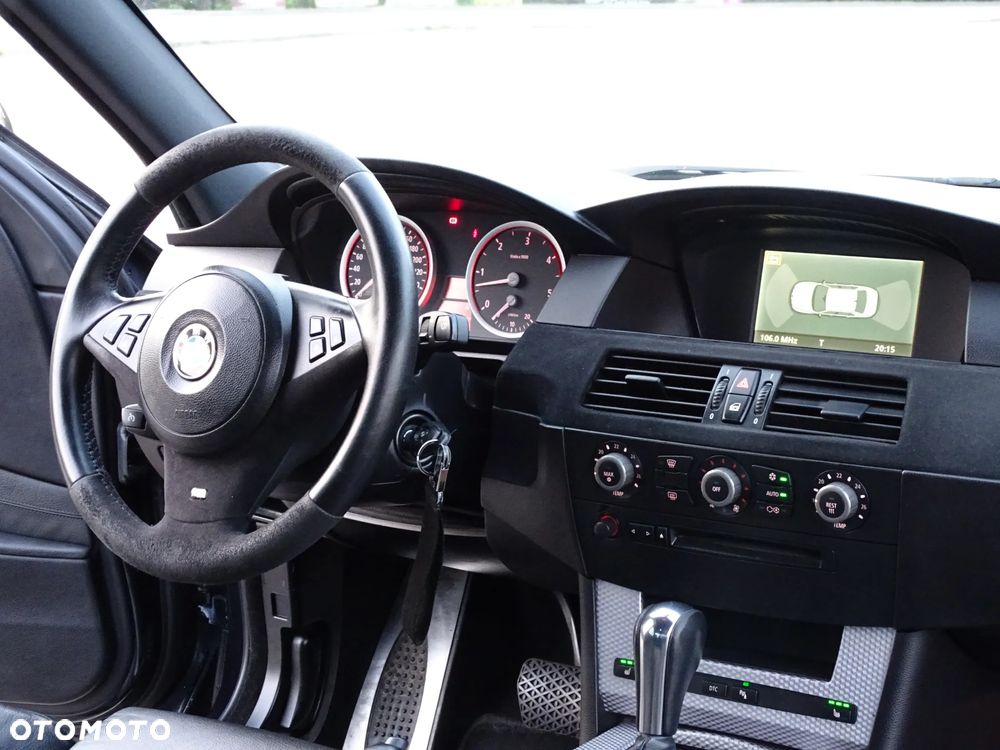 BMW Seria 5 535d - 30