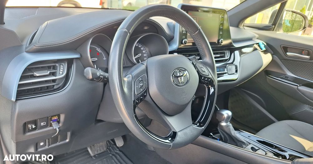 Toyota C-HR 1.8 HSD 122 CP 4x2 CVT C-ult Style - 10