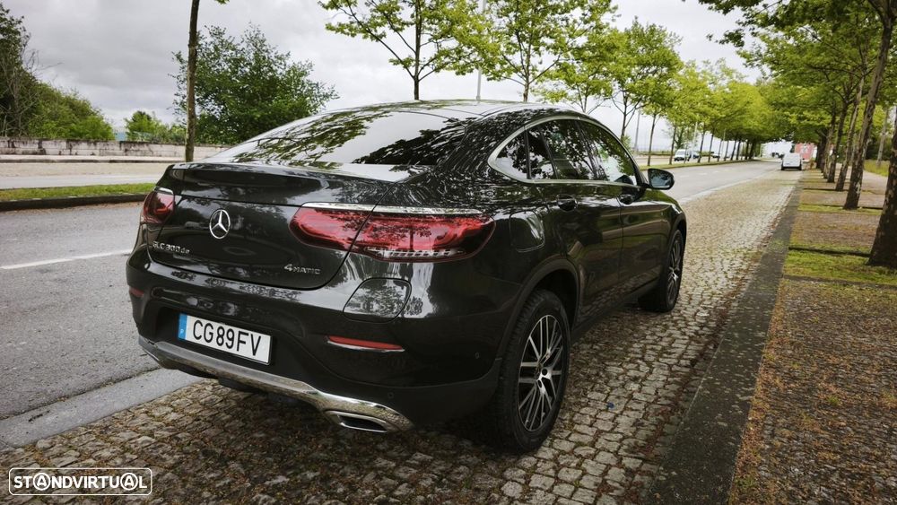 Mercedes-Benz GLC 300 de Coupe 4Matic 9G-TRONIC Exclusive - 3