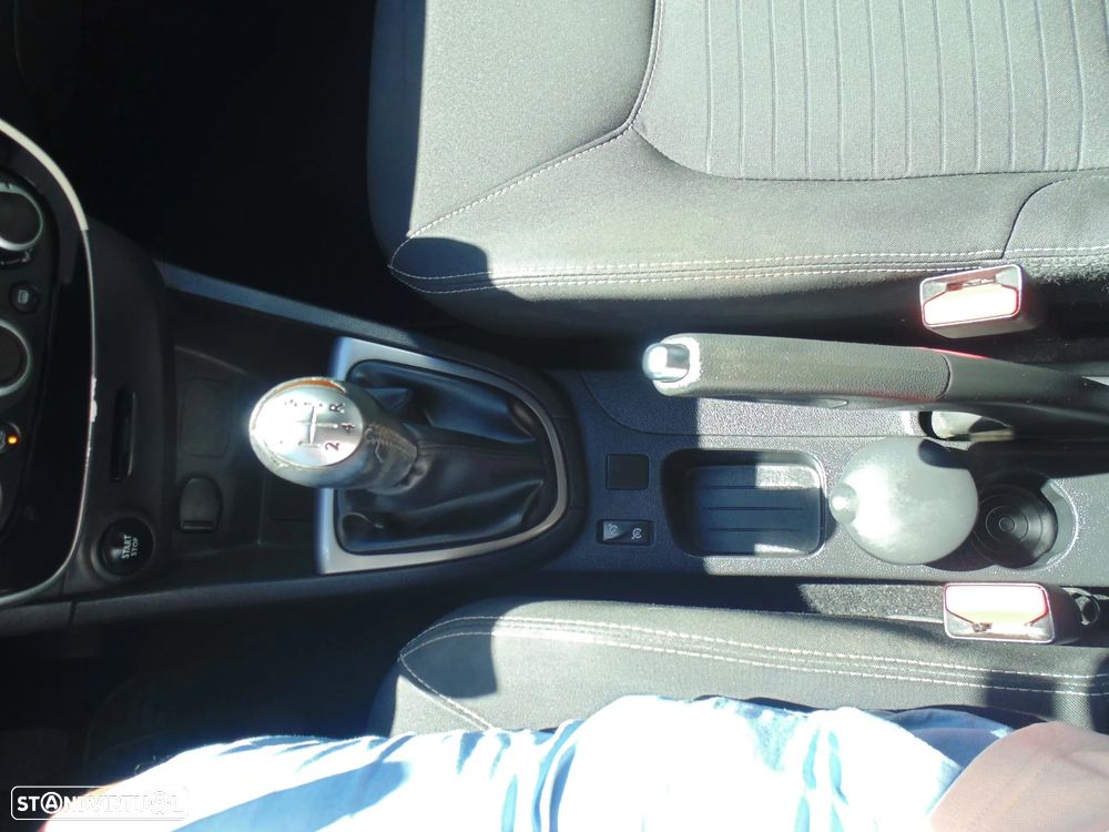 Renault Clio 0.9 TCe Limited - 31