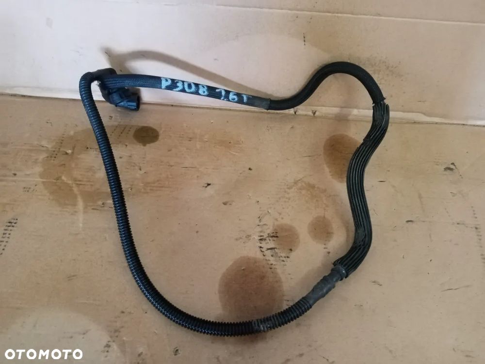 Przewód paliwa rurka wąż Peugeot 308 1.6 THP - 1
