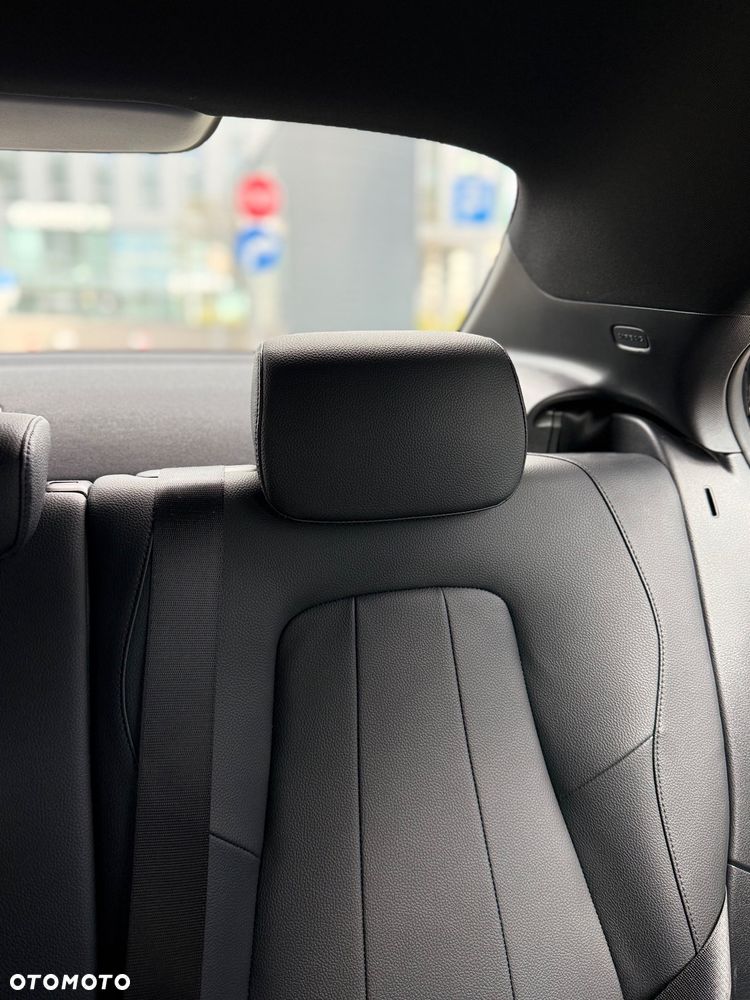 Mercedes-Benz Klasa A 200 Edycja specjalna 7G-DCT - 11