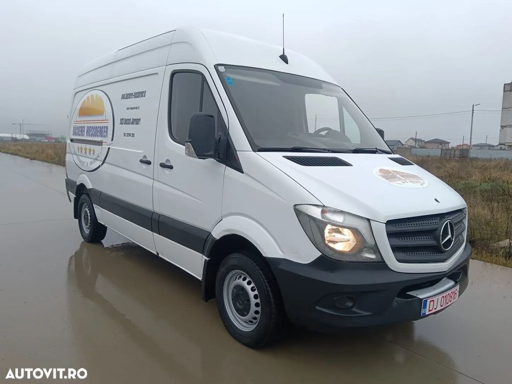 Mercedes-Benz Sprinter - 1