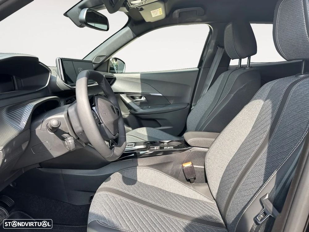 Peugeot e-2008 54 kWh Allure - 10