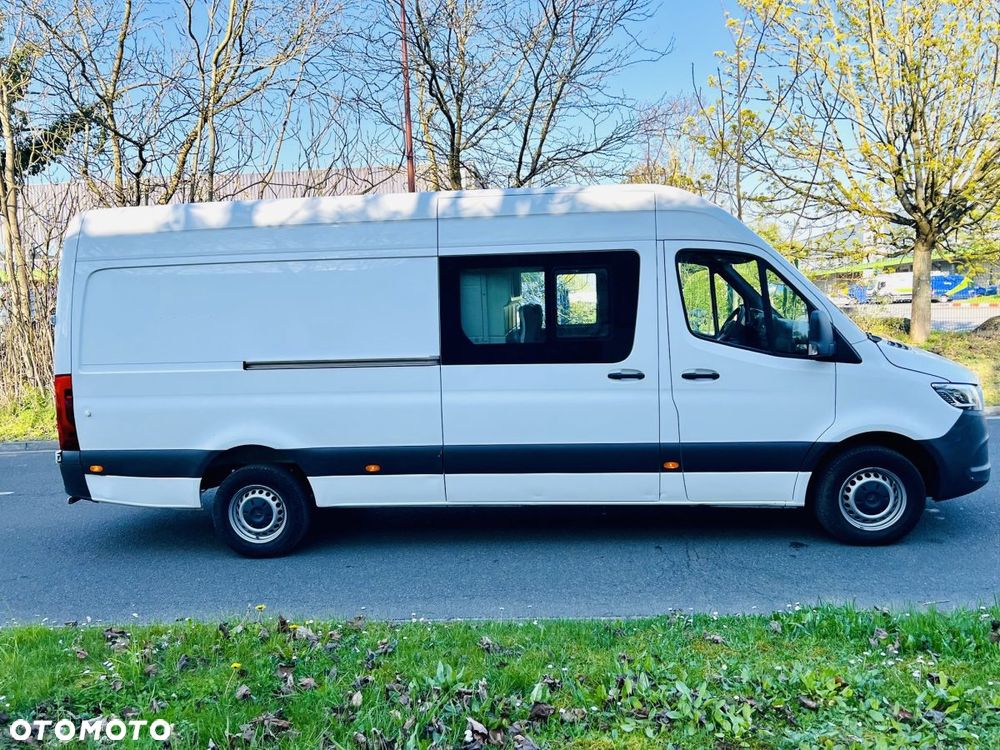 Mercedes-Benz Sprinter 319 - 3