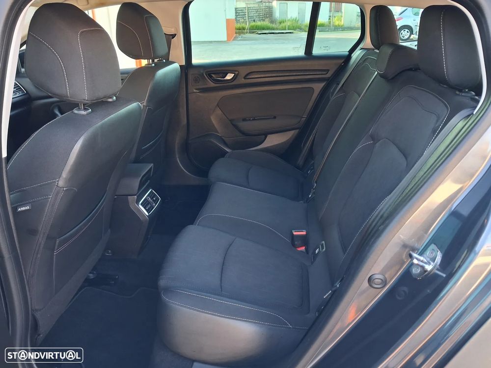 Renault Mégane Sport Tourer 1.5 Blue dCi Limited - 22