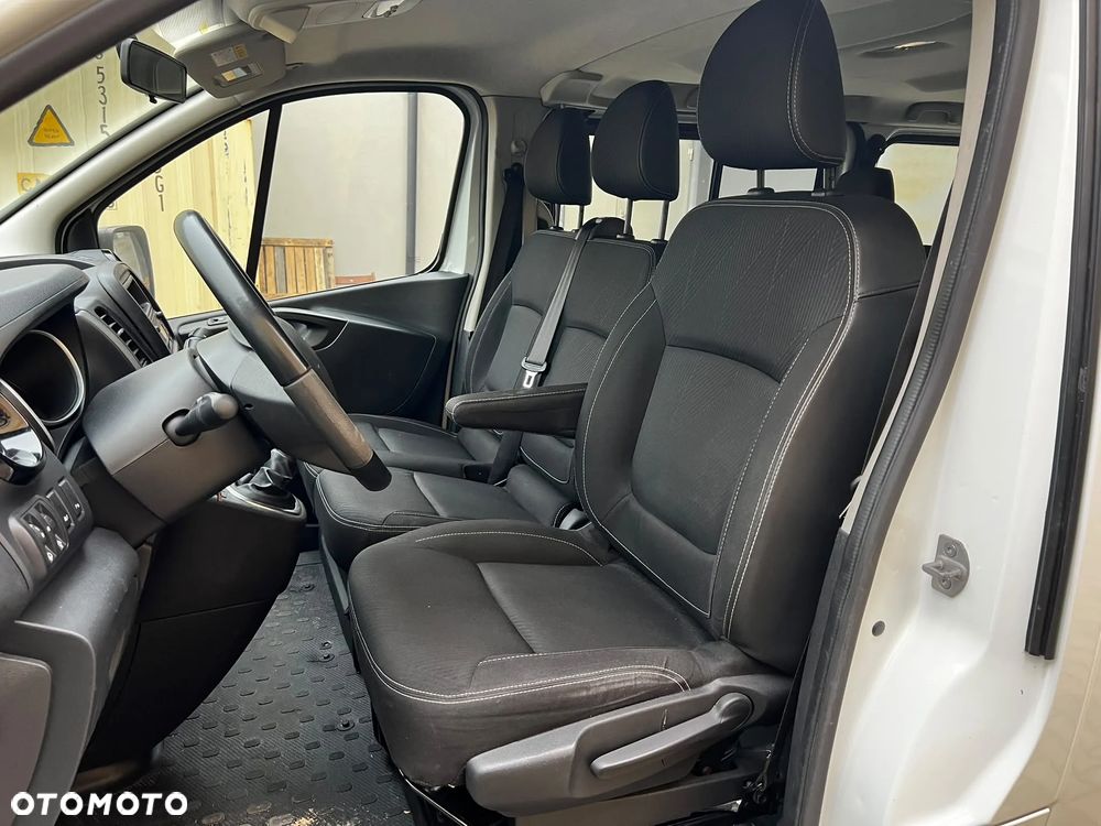 Renault Trafic - 12