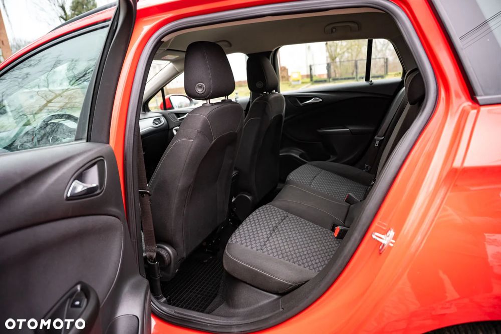 Opel Astra 1.6 CDTI Elite - 17