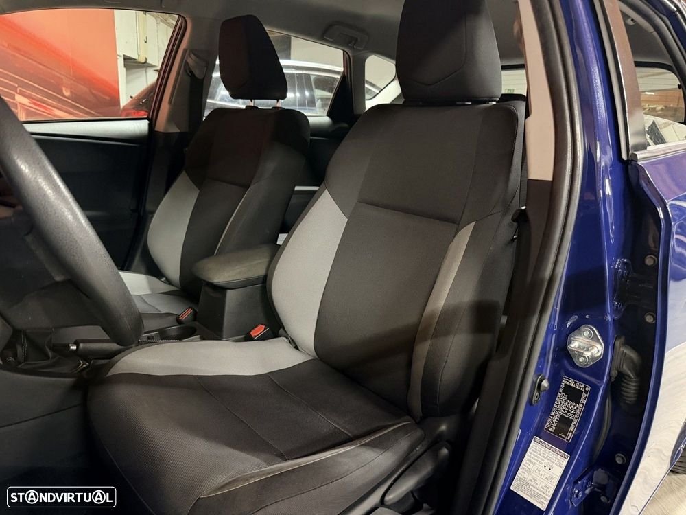 Toyota Auris 1.33 VVT-i ACtive+AC - 14