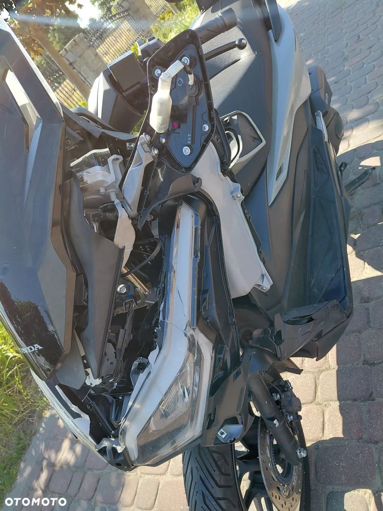 Honda NSS - 12